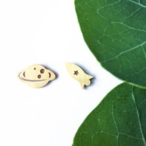 Spaceship Planet Gold Stud Earrings